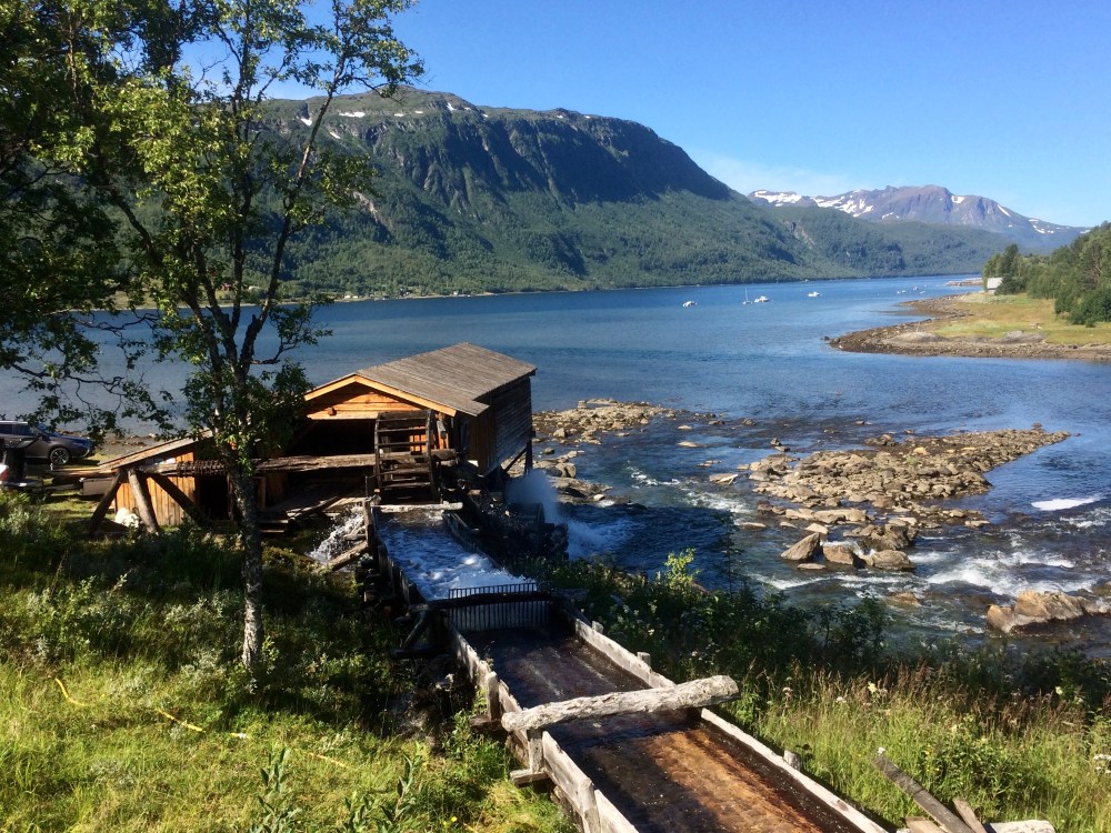 F83ECCD3-E21A-459A-BCF1-0860691178D0